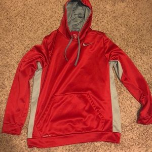 Men’s Nike therma-fit hoodie